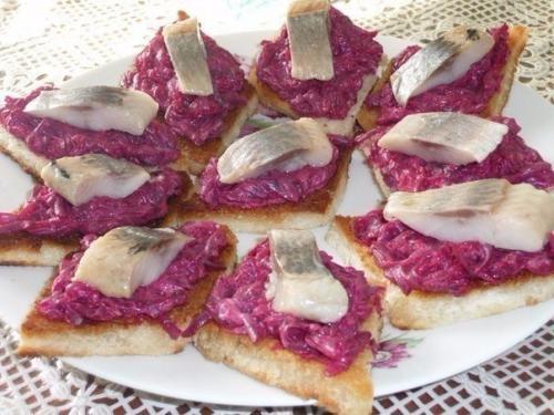 Закусочные бутербродики. Отличный вариант для праздничного стола!