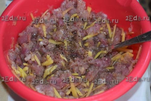 Ханум в мультиварке.  Ханум - это сочное, сытное, ароматное блюдо, которое готовится на пару и подаётся со сметаной или овощной подливой. 04