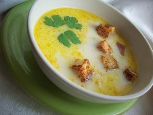 Суп из плавленных сырков. Суп из плавленных сырков.