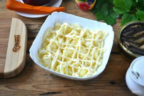 Салат Шпроты под Шубой. 02