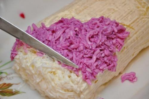 Салат Новогодняя Хлопушка. 06