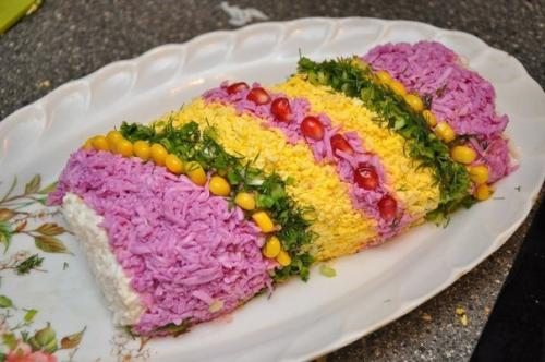 Салат Новогодняя Хлопушка.