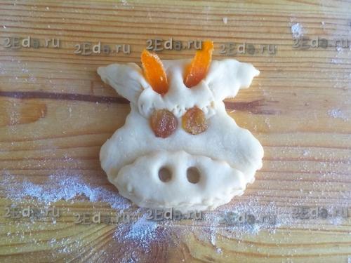 Печенье Бычок.  Новогодние праздники - это особенные дни, собирающие всю семью за торжественным столом. 07 Печенье Бычок.  Новогодние праздники - это особенные дни, собирающие всю семью за торжественным столом. 07