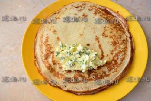 Блины с начинкой из яиц и зелёного лука. 04 Блины с начинкой из яиц и зелёного лука. 04