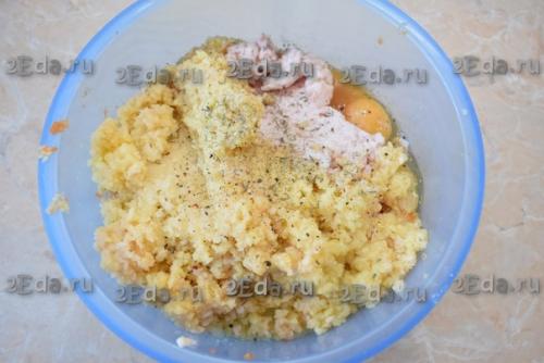 Картофельные драники с салом. 02