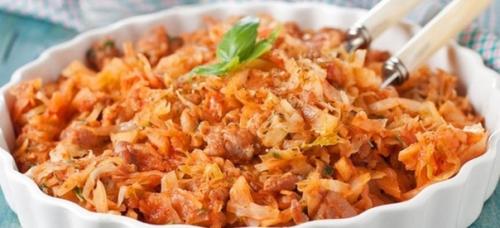 4 рецепта тушеной капусты с картошкой и мясом для всей семьи. 01 4 рецепта тушеной капусты с картошкой и мясом для всей семьи. 01