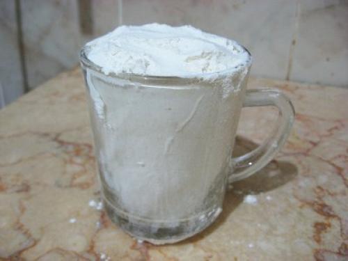 Чебуреки.  Фарш:  В 800 г фарша (у меня грамм 600 было) добавить. 05