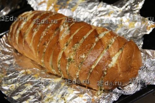 Батон с сыром и чесноком в духовке. 04 Батон с сыром и чесноком в духовке. 04