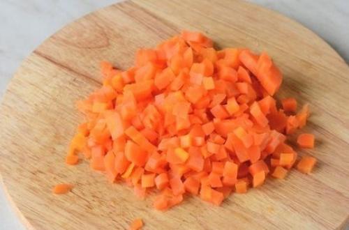 Салат с тунцом, картофелем и морковью. 04