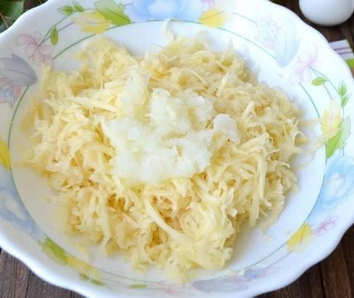 Картофельные драники. Аппетитные, вкусные, сытные драники готовят по-разному. 01 Картофельные драники. Аппетитные, вкусные, сытные драники готовят по-разному. 01