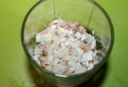 Салат из печени трески. 04