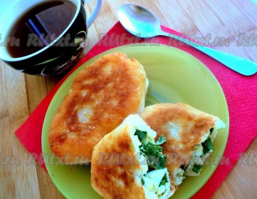 Пирожки с луком и яйцом. 06
