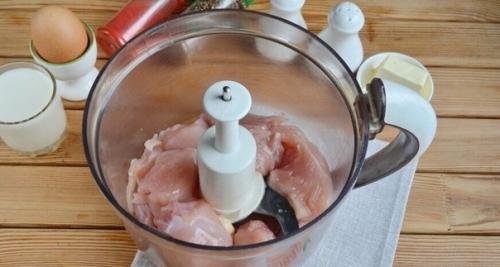 Домашние сосиски с курицей. 02 Домашние сосиски с курицей. 02