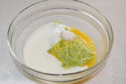 Блинчики из кабачков - мою любовь заслужили! 01 Блинчики из кабачков - мою любовь заслужили! 01