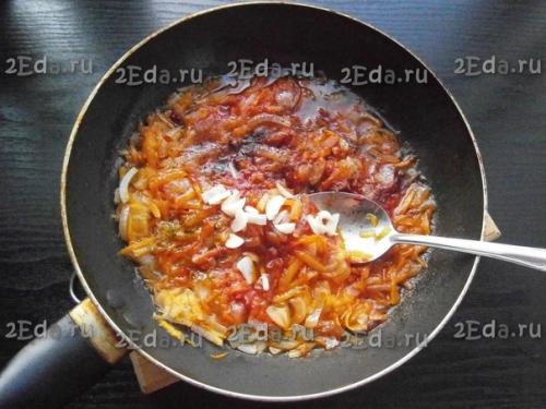 Фаршированные перцы в томатном соусе. 05