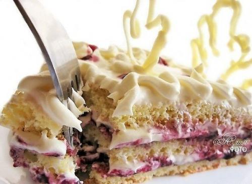 Пирожное Нежное. Пирожное назвала Нежное потому, что промазывала его очень нежным белково - масляным кремом. 01 Пирожное Нежное. Пирожное назвала Нежное потому, что промазывала его очень нежным белково - масляным кремом. 01