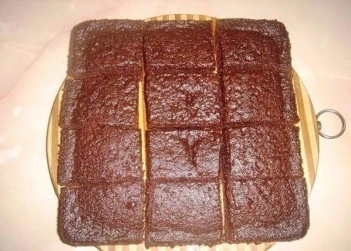 Необычное пирожное!   Этот рецепт удивил меня настолько, что соорудила такое пирожное прямо ночью, оторвавшись от компа. 05