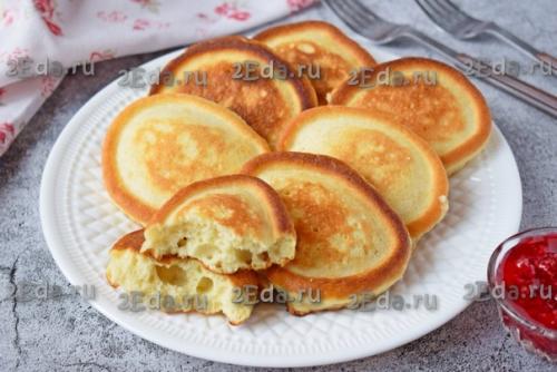 Как приготовить пышные оладьи на кефире без дрожжей. 06 Как приготовить пышные оладьи на кефире без дрожжей. 06