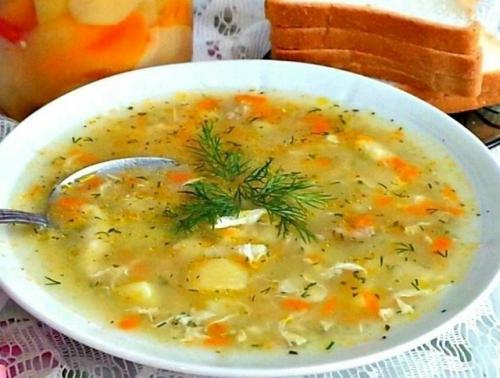 Суп - затируха.

Именно так готовила этот суп моя бабушка.  