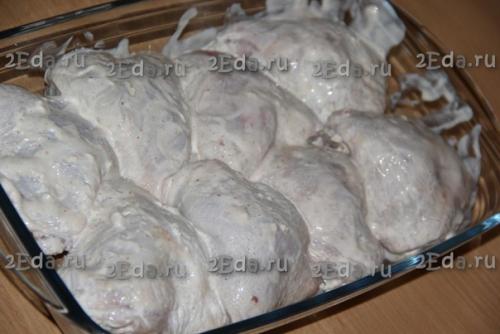 Курица в сметанно - чесночном соусе в духовке. 02