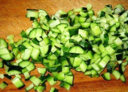 Дамский салат с черносливом. 02