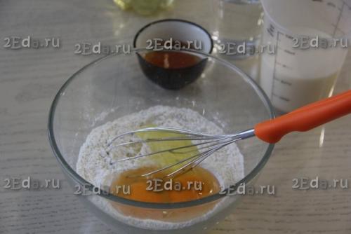 Блинный пирог с творогом. 01