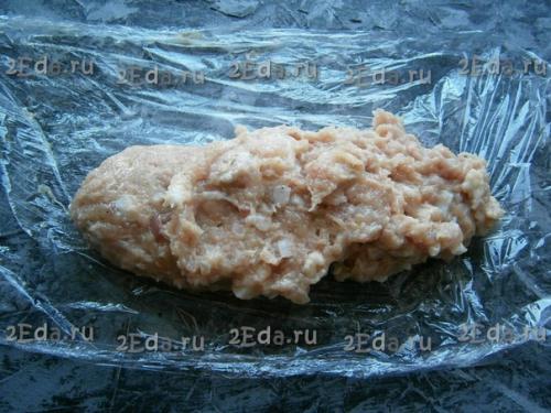 Домашняя куриная колбаса в пищевой пленке. 05