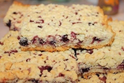 Как загустить жидкое варенье для начинки пирога.
