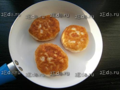 Жареные беляши с мясом. 06