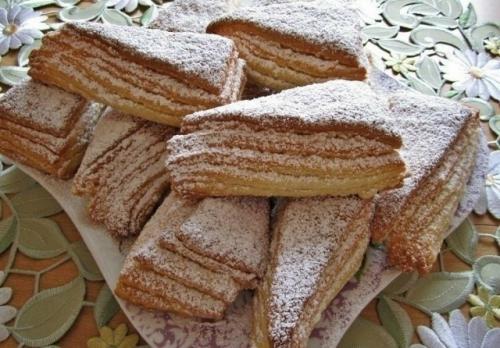 Слойки на кефире. 
