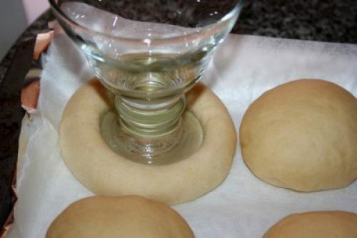 Ватрушки с творогом и сливами (яблоками, ягодами). 02 Ватрушки с творогом и сливами (яблоками, ягодами). 02