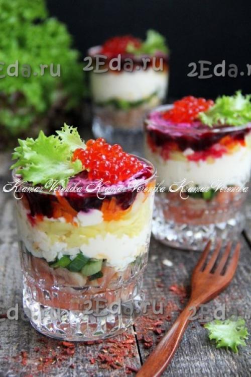 Салат Королевская Шуба с красной рыбой. 07