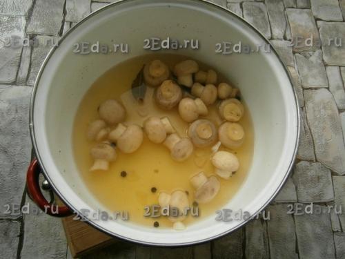 Рецепт маринованных шампиньонов быстрого приготовления. 03