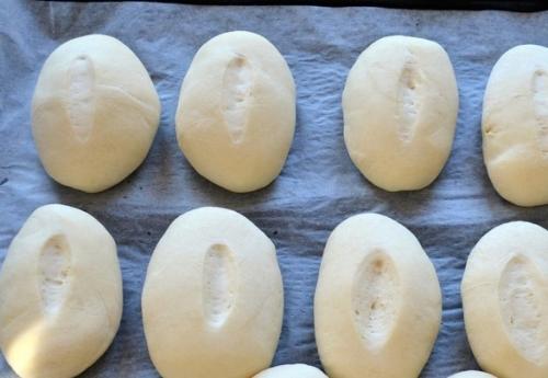 Наивкуснейшие булочки. Эти булочки с аппетитнейшей, хрустящей корочкой и невесомо - воздушным мякишем станут прекрасной альтернативой хлебу. 04 Наивкуснейшие булочки. Эти булочки с аппетитнейшей, хрустящей корочкой и невесомо - воздушным мякишем станут прекрасной альтернативой хлебу. 04