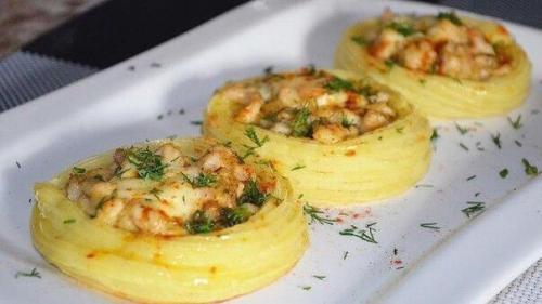 Картофельные Гнёзда с курицей. 03