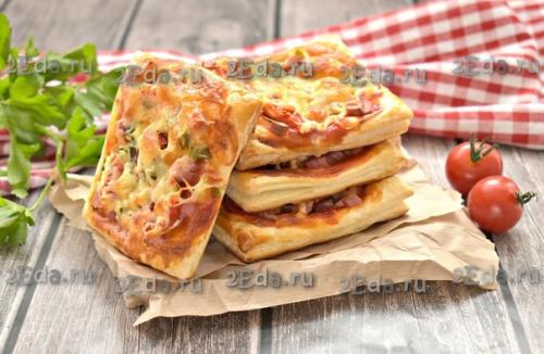 Мини - пиццы из слоёного бездрожжевого теста. 06 Мини - пиццы из слоёного бездрожжевого теста. 06