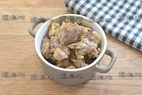 Свинина, тушёная в горшочке в духовке. 06 Свинина, тушёная в горшочке в духовке. 06