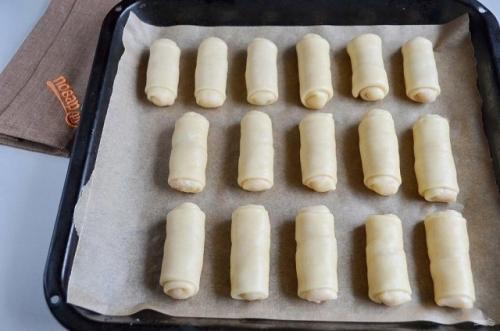 Вэрзэре. Перед вами национальное блюдо молдавской кухни - небольшие пирожочки с капустой. 08