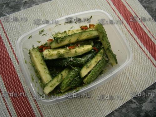 Малосольные огурцы за 10 минут. 04