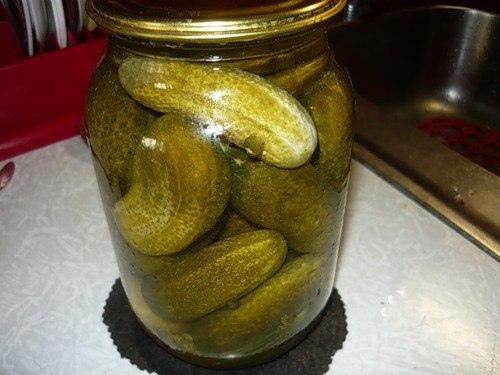 Огурцы из под крана. Огурцы из под крана.