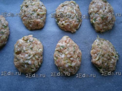 Котлеты из куриного фарша и кабачков в духовке. 04 Котлеты из куриного фарша и кабачков в духовке. 04