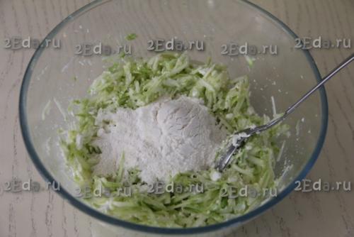Оладьи из кабачков с творогом. 03 Оладьи из кабачков с творогом. 03