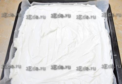 Меренговый рулет с творожным сыром и сливками. 02