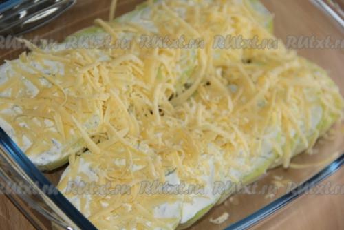 Кабачки, запечённые с сыром и сметаной в духовке. 04