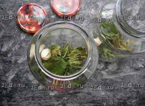 Помидоры, маринованные с яблоками на зиму. 01