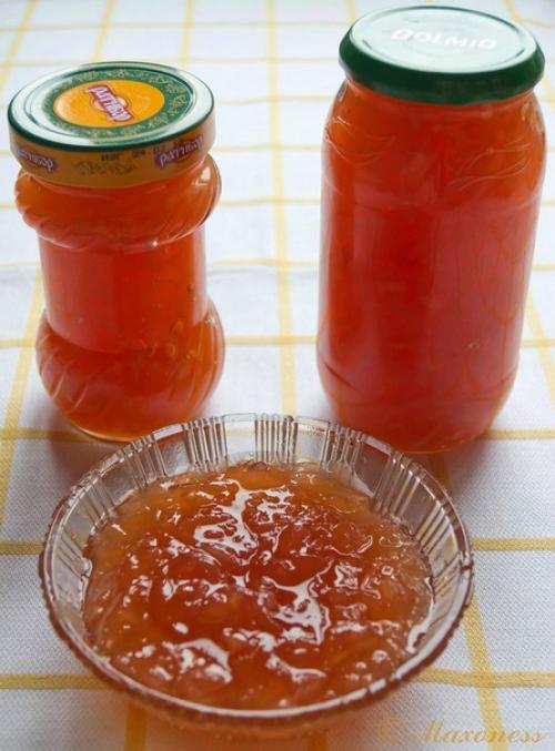Янтарное яблочное варенье по-болгарски. Янтарное яблочное варенье по-болгарски.