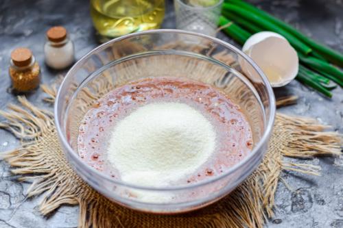 Как приготовить печеночные котлеты из свиной печени с манкой рецепт. Печеночные котлеты из свиной печени