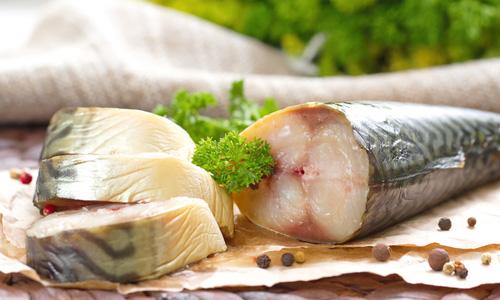 Рецепт, как посолить скумбрию в домашних условиях вкусно и быстро. Скумбрия солёная в домашних условиях