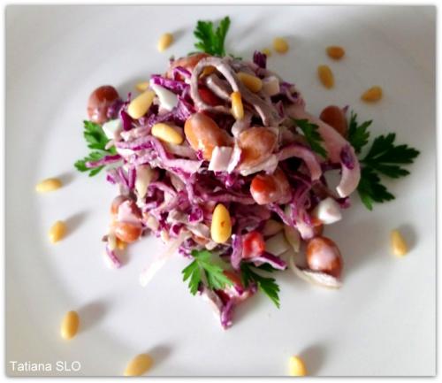 Салат из свиного сердца с фасолью. Салат из красной капусты со свиным сердцем и фасолью
