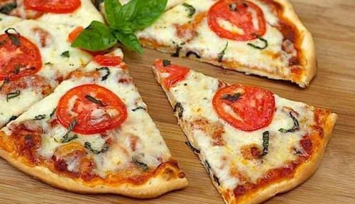 Тесто для пиццы дрожжевое тонкое. Тонкое и мягкое тесто для пиццы как в пиццерии – Готовим тонкое, эластичное тесто для пиццы своими руками